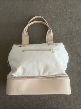 Beis Mini Weekender